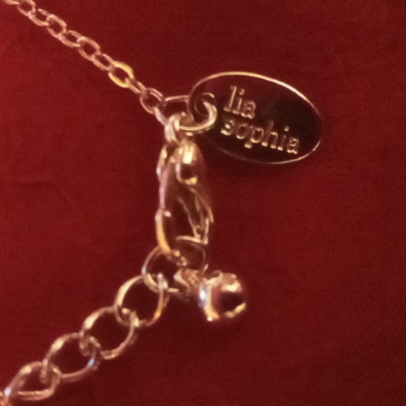 Lia Sophia floating heart necklace with crystal heart silver tone chain. NWT - Picture 4 of 5